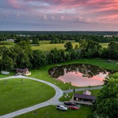 Entire Three Cabins Property Perfect for Big Groups in Marion, Illinois