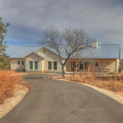Luxury in the Hill Country, 10-Mins to Downtown!