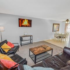 Cozy Family Home with Large Yard near Quincy reservoir