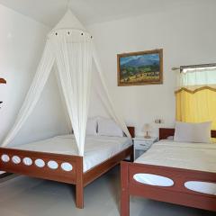Moon view Bungalow's
