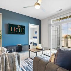 IRIE Living 2BD Retreat Grand Park with King Bed