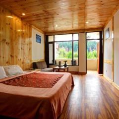 Hotel Premium Conifer Manali Near Hadimba Devi Temple - BEST HOTEL IN MANALI
