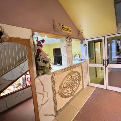 Eva Hotel