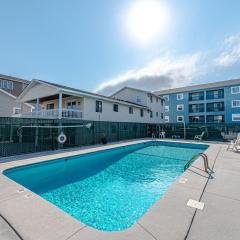 Hang Ten Hideaway, pool, Condo, Parking - 6 person max occupancy