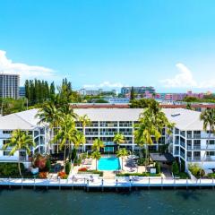 Serene Waterfront 2BR 2BA with Intracoastal Views, Pool, Balcony, Parking