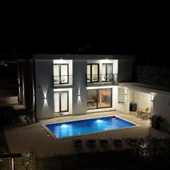 White Villa, Brac
