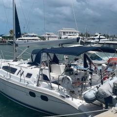 Elegant Sailboat Stay