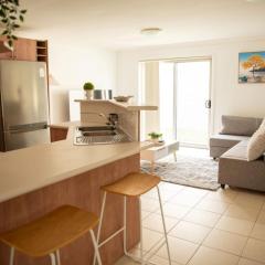 Cozy 3BR Retreat, Ensuite, Wi-Fi