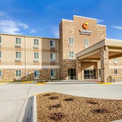Comfort Inn & Suites Salina North