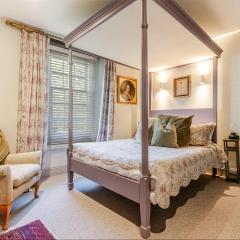 HORTUS HOUSE - Regency style apartment with attached parking