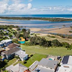 Boardwalk Bungalow - pristine ocean views