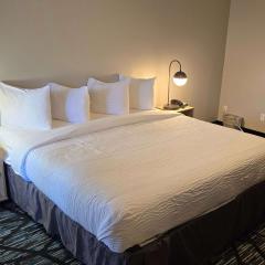 Super 8 by Wyndham Traverse City