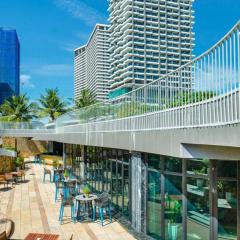 FLC SEA TOWER QUY NHƠN Nhiều hạng phòng cho cặp đôi, gia đình, bạn bè, bồn tắm, hồ bơi có phí