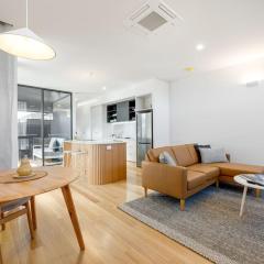 Pod Three - Luxurious 1 King Bedroom
