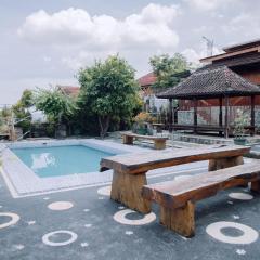 RedDoorz at Villa Bukit Senyum Lombok