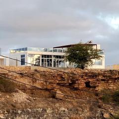 1Bed Luxury Penthouse with Beach Access , 360 Ocean Views , Delectable Meals Options, Laundry, High Speed Internet