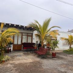Playa El Silencio House Facing the Sea