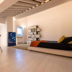 Luxury Rooftop Piazza Erbe Verona