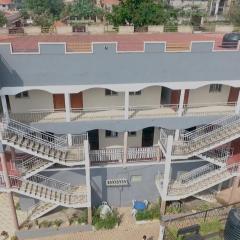 Noaz Hotel