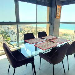 Luxury open-space apartments by the sea
