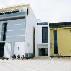 Skyview Resort