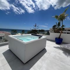 Villa Habana - Luxury beach apartment with rooftop spa
