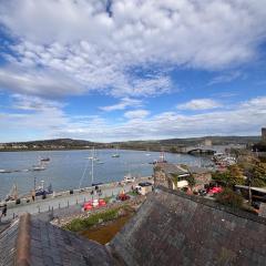 Breathtaking views from a Stylish Coastal Apartment