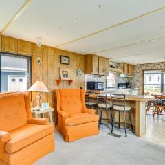 Steps to Lake Ontario Remote Escape with Deck and BBQ