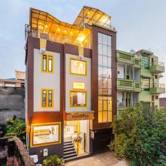 The Hosteller Agra