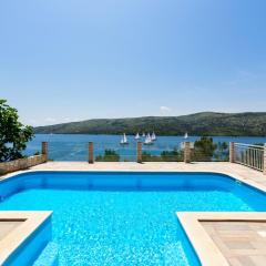 Seaside Villa near Trogir - Poljica