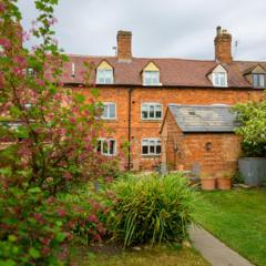 Pear Tree Cottage in the Cotswolds