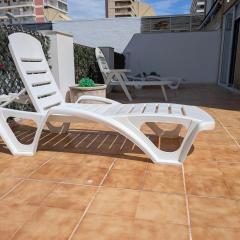 Apartamento con Terraza de Ensueño junto al Mar