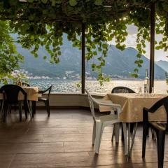 Studio Scala in a seaside house