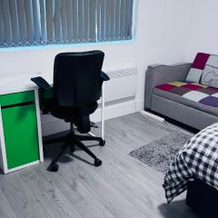 Douglas Home