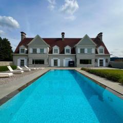 Luxury Villa Pool & Spa