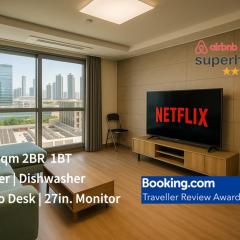 W 2BR 60m2 Newly Built High Floor APT 2min to Hyundai Outlet Triple St 2Free Parking