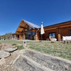 The Log House - Jindabyne