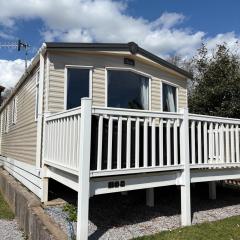 Ladram Bay, 2 Bedroom, Pet Friendly, Wi-Fi, Sleeps 6
