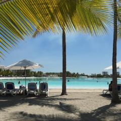 Apartamentos con vista a la Piscina y a pasos de la Playa