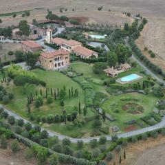 Casale DI Tormaggiore Villa And Country Suites