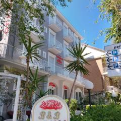 科拉罗贾尼酒店