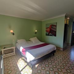 Chambre Emeraude, Riad 9 Couple only au village naturiste