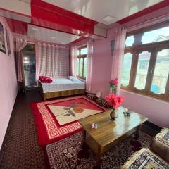 Mountain Paradise Homestay Kalpa