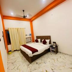 Hotel Laxmanam Residency - 900 meters from Shree Ram Temple Ayodhya