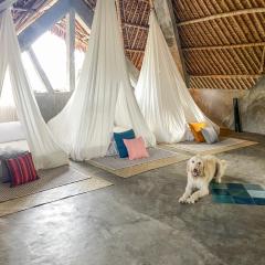 Baia Nest Villa TURINGAN Loft within Self-Service Villa Near the Beach, Pet Friendly with a Fee