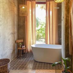 Baia Nest Villa LAMADANG Suite within Self-Service Villa Near the Beach, Pet Friendly with a Fee