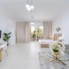 Marcopolo - Spacious Huge Balcony, Park View, Pool