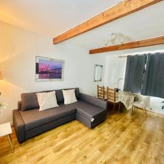 Rosyth 3 Bedroom home-Near Edinburgh & M90 With Free Parking