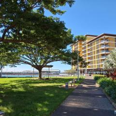 Luxurious Waterfront Living in the Heart of Darwin