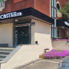 Castle Motel